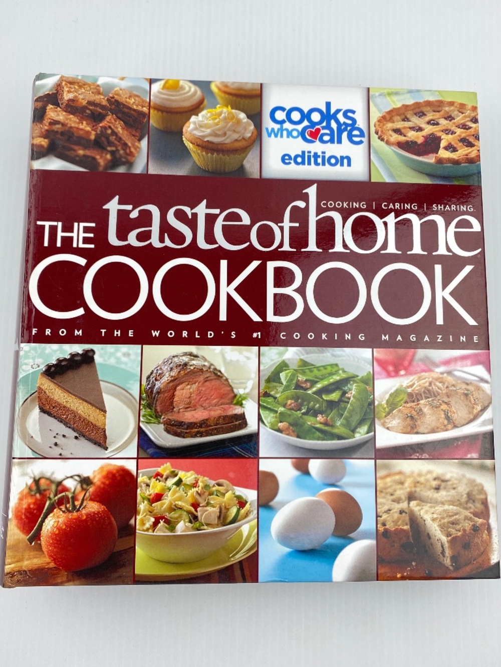 Taste of Home Cookbook Cooks Who Care Edition Ring Binder 1700+ Recipes 2009